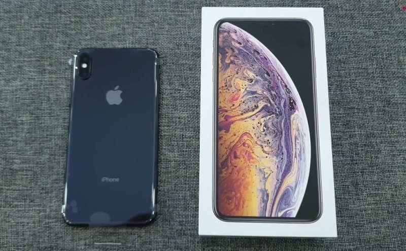 Phone XS Max màu nào đang bán chạy nhất thị trường?