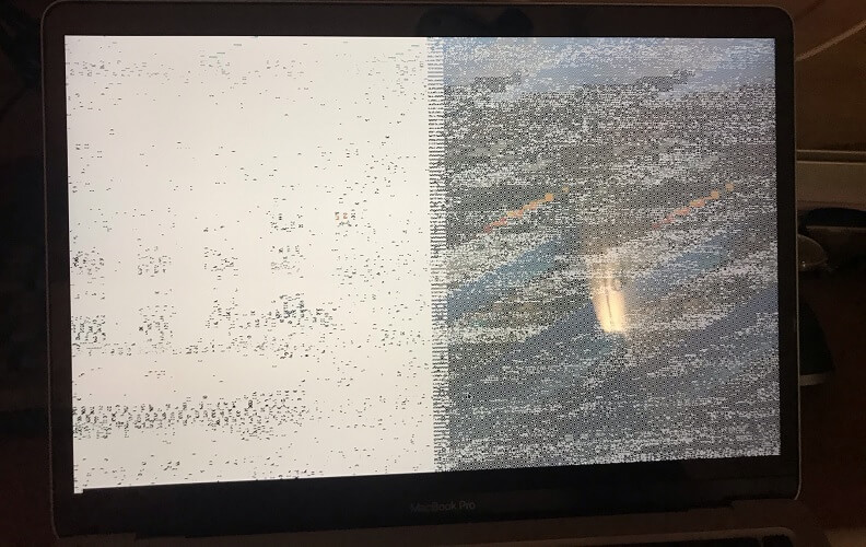 Lỗi màn hình Macbook bị Artifact