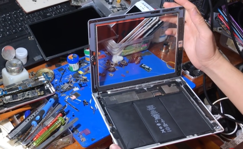 Một số nguyên nhân màn hình iPad bị phản quang