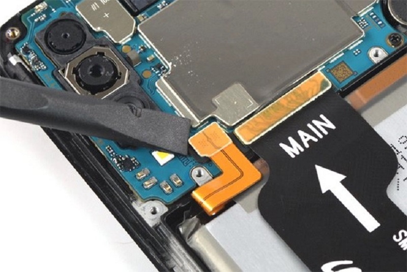 Điện thoại Samsung bản Mỹ có gì khác bản Việt?