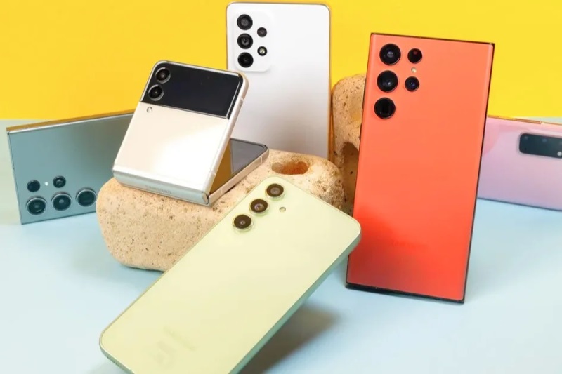 Nên mua điện thoại Samsung bản Mỹ hay bản Việt?