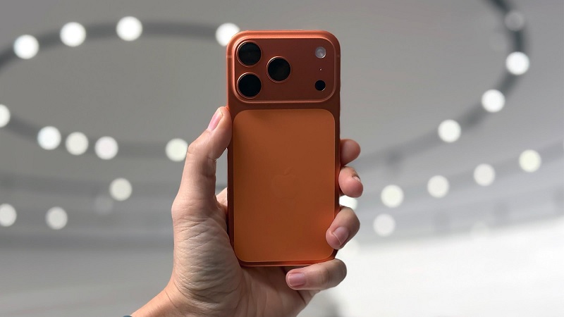 iPhone 17 Pro Max và iPhone 12 Pro Max qua bộ nhớ