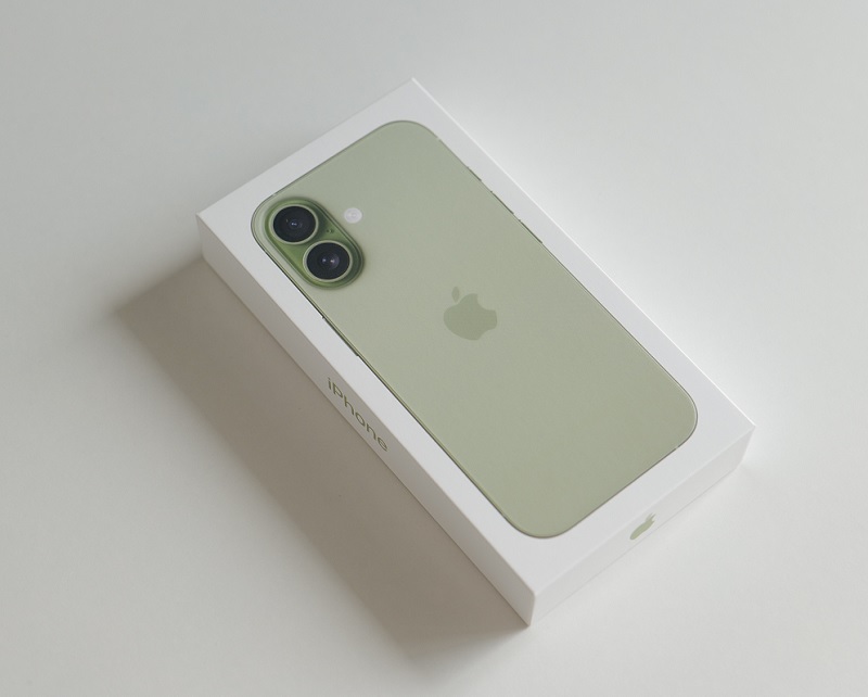 iPhone 17 xanh lá xô thơm có gì đặc biệt?